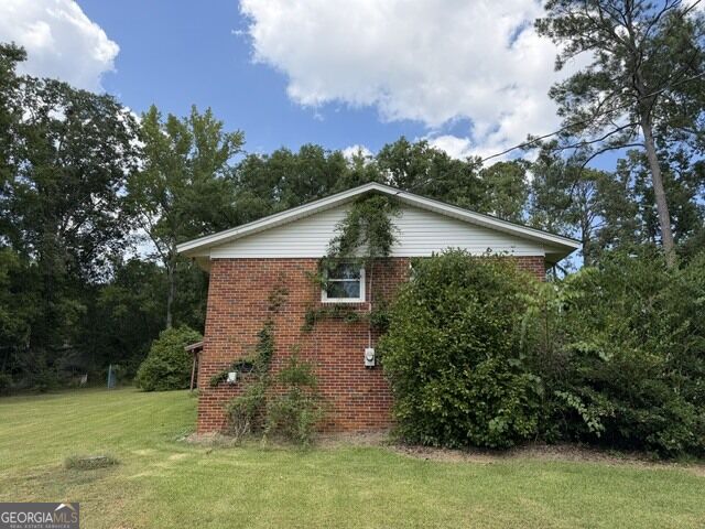 1032 Central Road Property Photo 4
