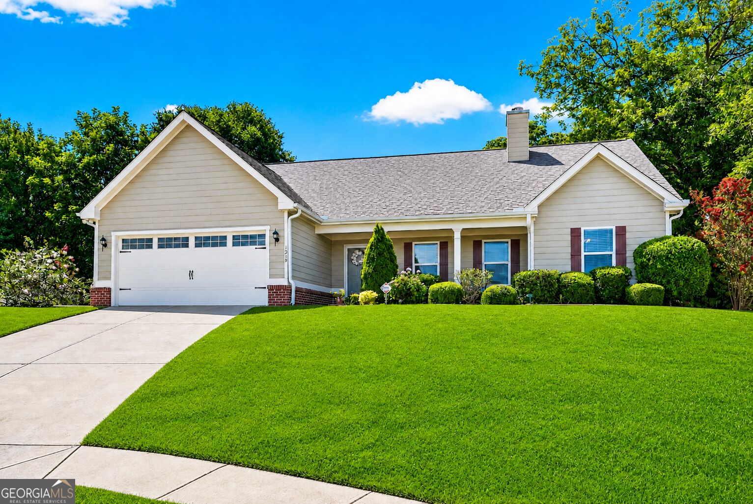 1219 Oak Springs Way Property Photo 1