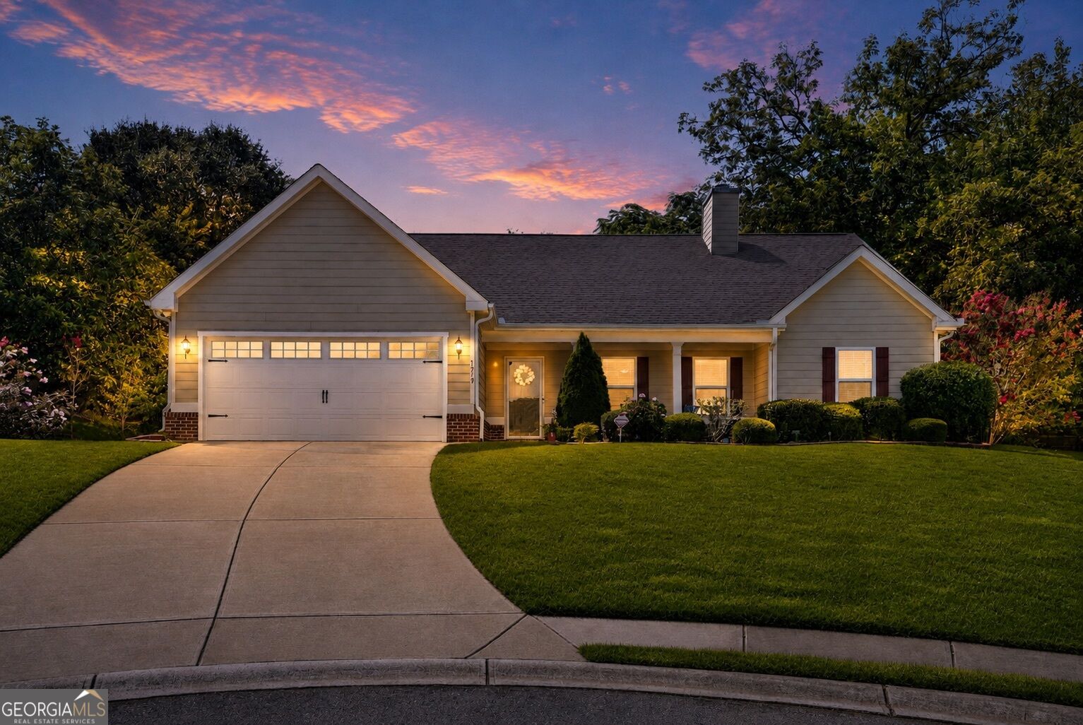 1219 Oak Springs Way Property Photo 2