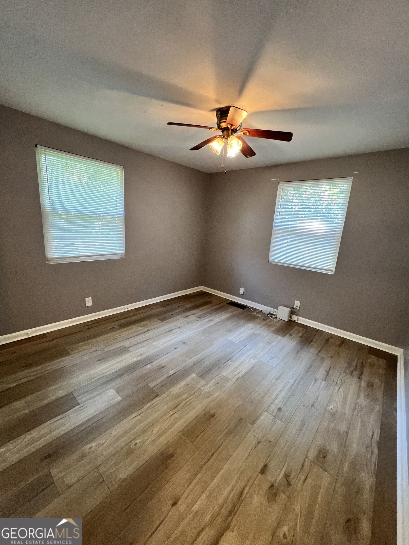 2032 Dellwood Place Property Photo 8