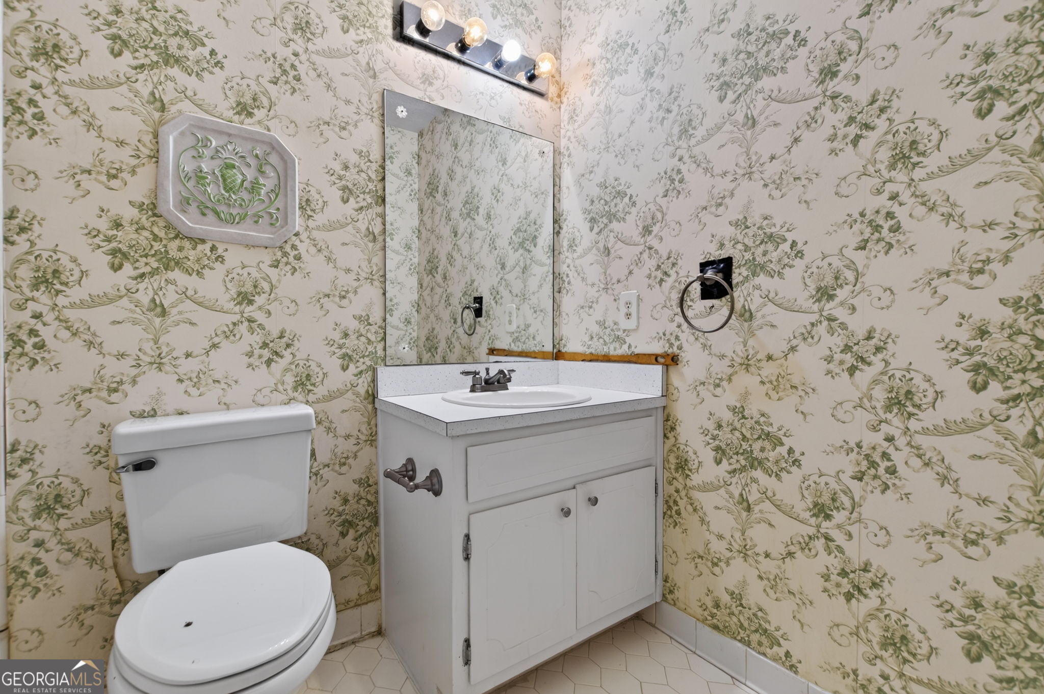 15 Highlane Drive Property Photo 35