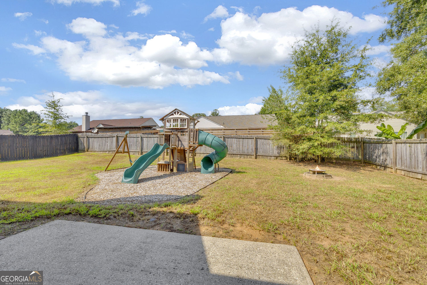 1412 Silvergate Way Property Photo 17