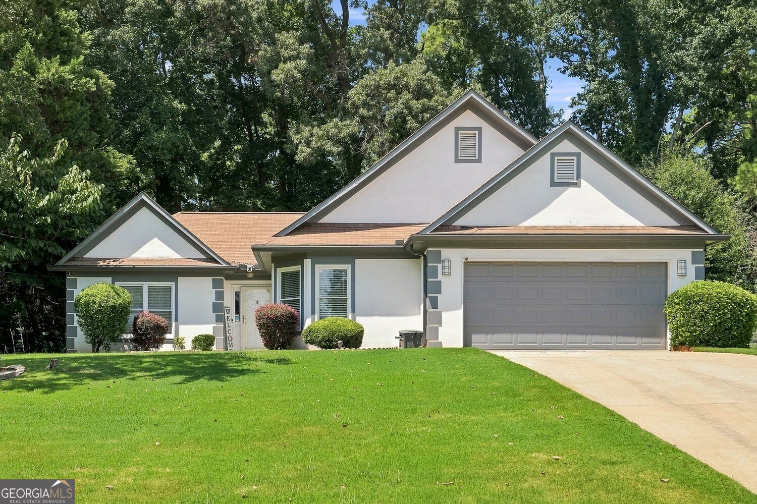 300 Leigh Kay Drive Property Photo 1