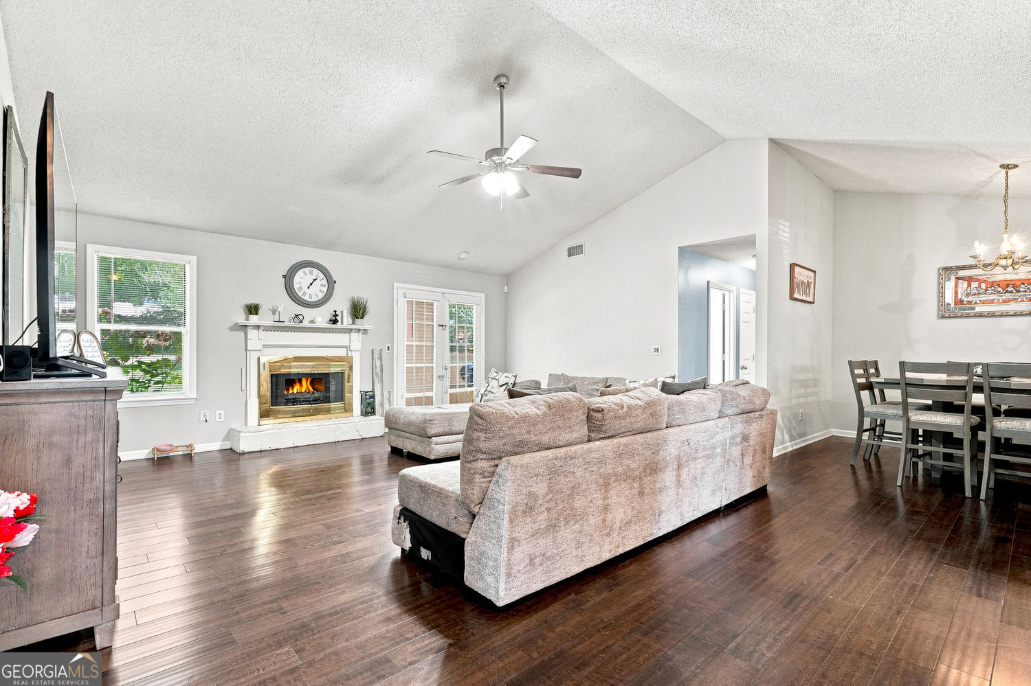 300 Leigh Kay Drive Property Photo 10