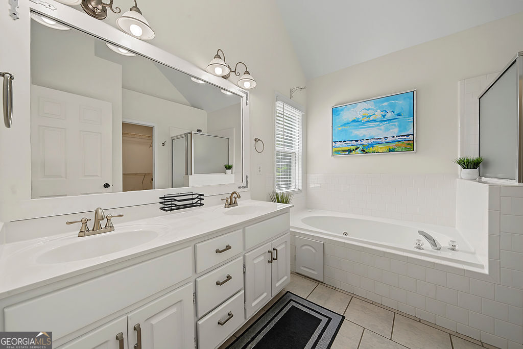 140 Farr Lake Drive Property Photo 25