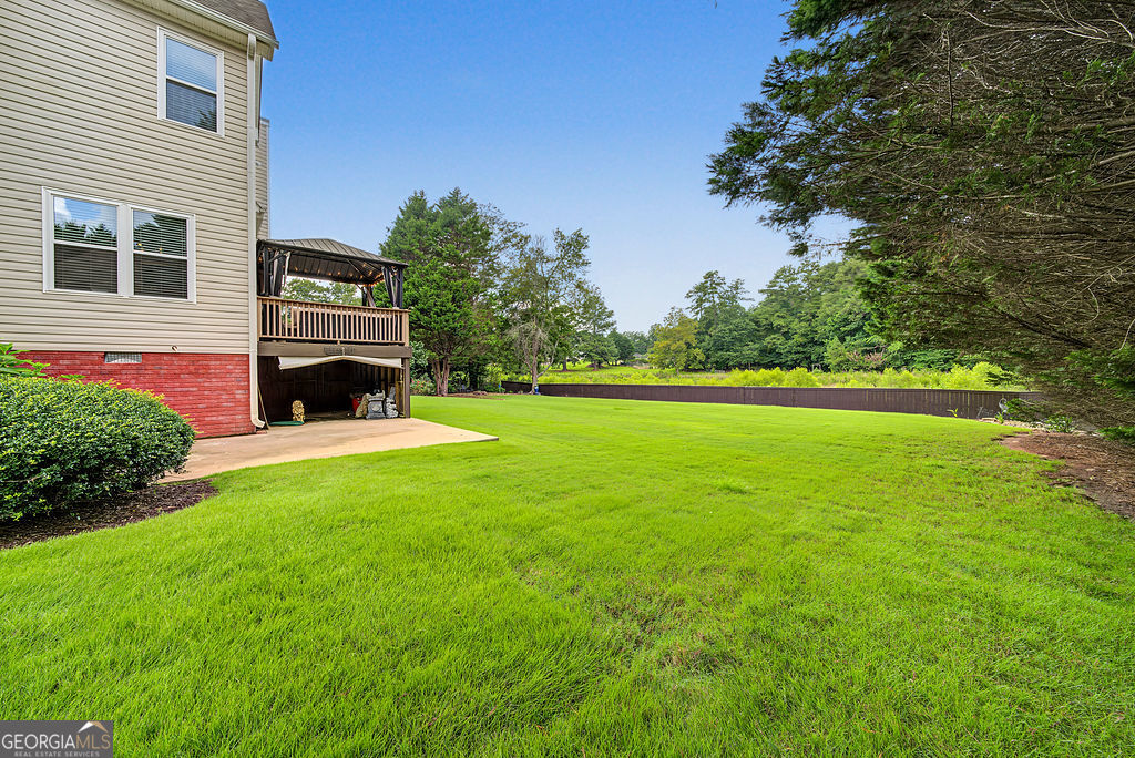 140 Farr Lake Drive Property Photo 38