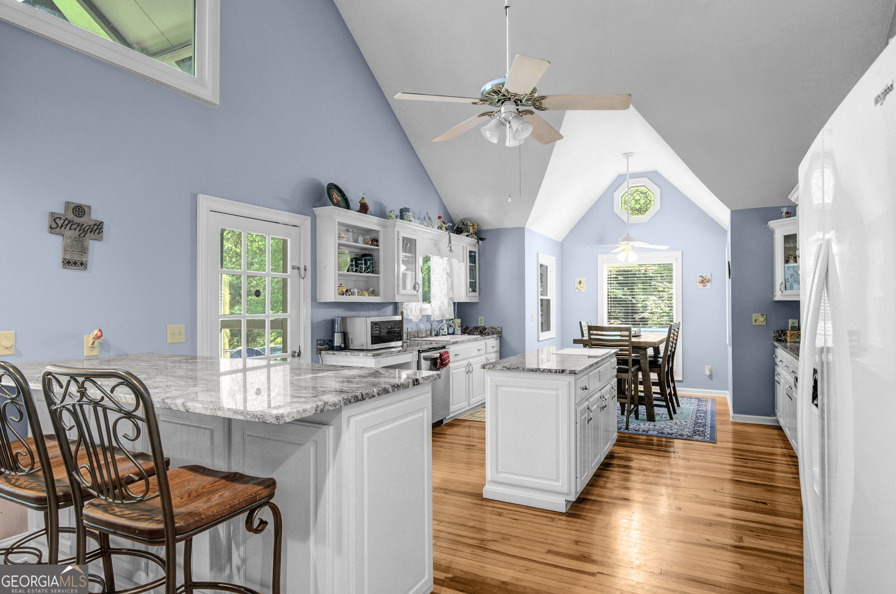 215 Wessmanor Drive Property Photo 13