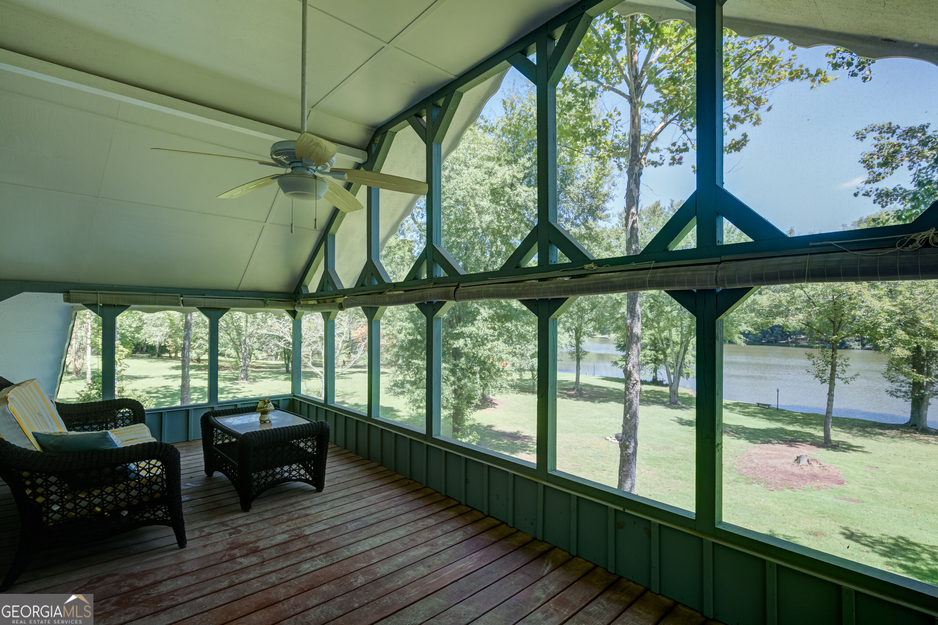 215 Wessmanor Drive Property Photo 33