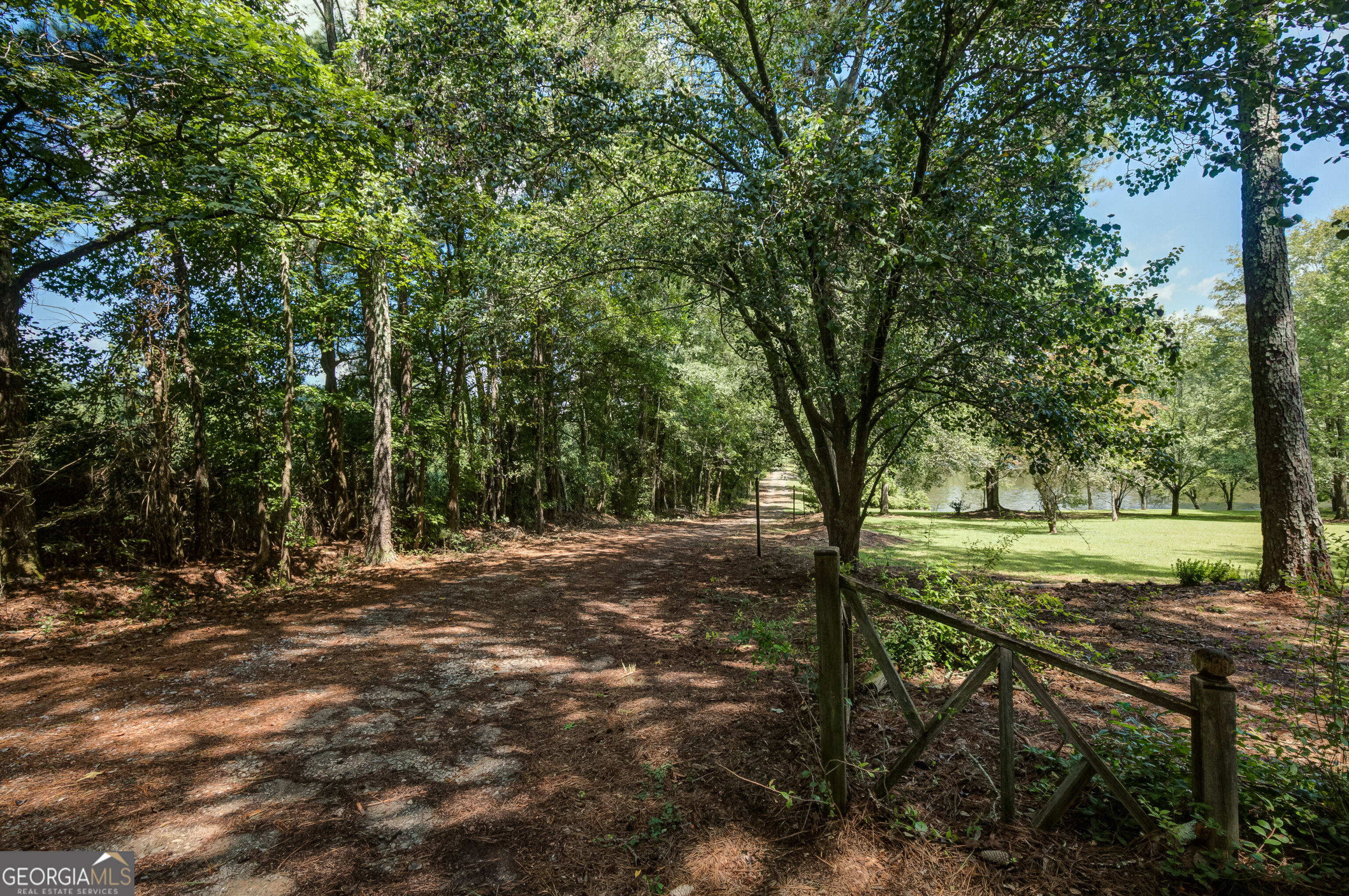 215 Wessmanor Drive Property Photo 46