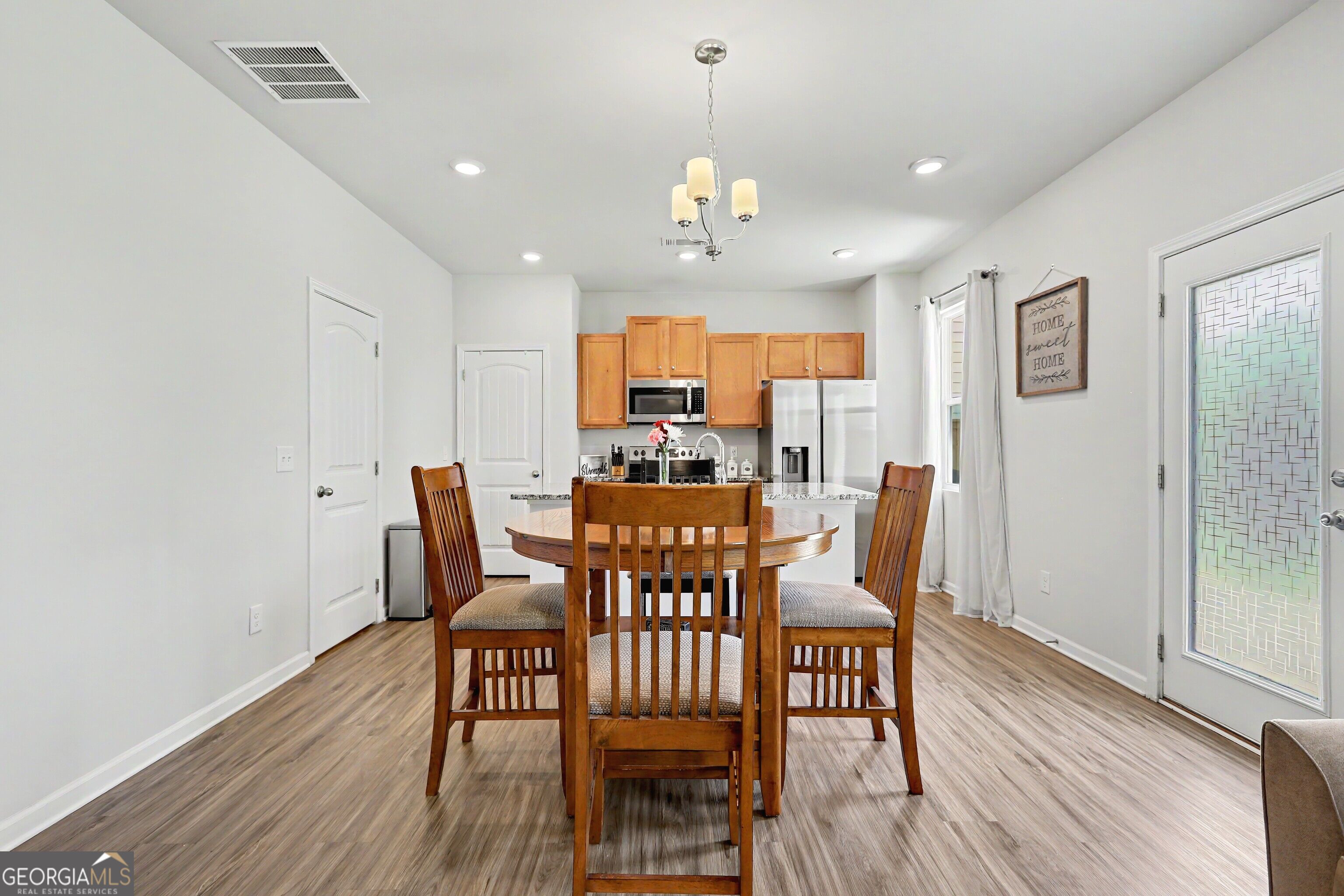4780 Ridge Valley Drive Property Photo 8