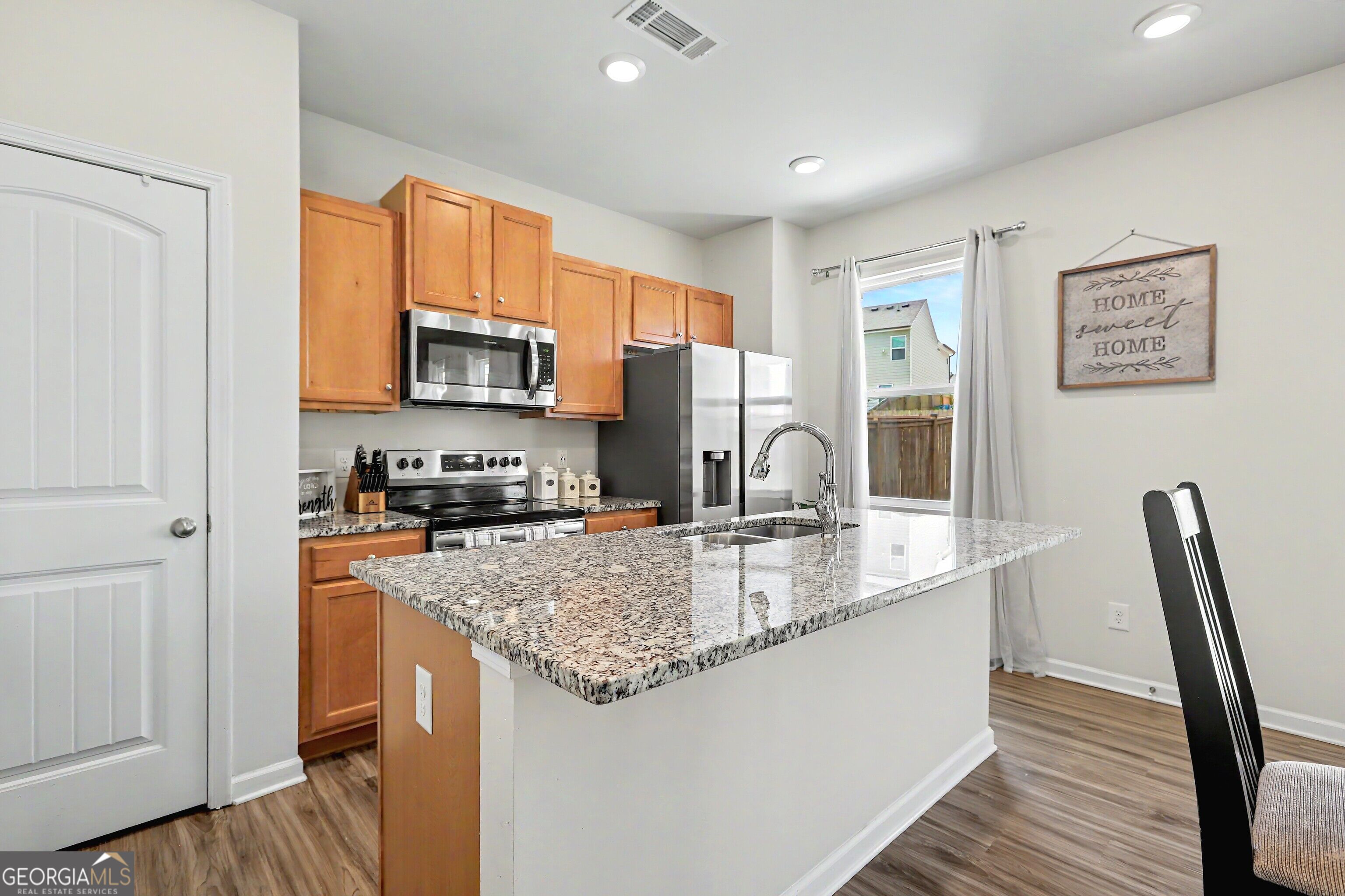 4780 Ridge Valley Drive Property Photo 10