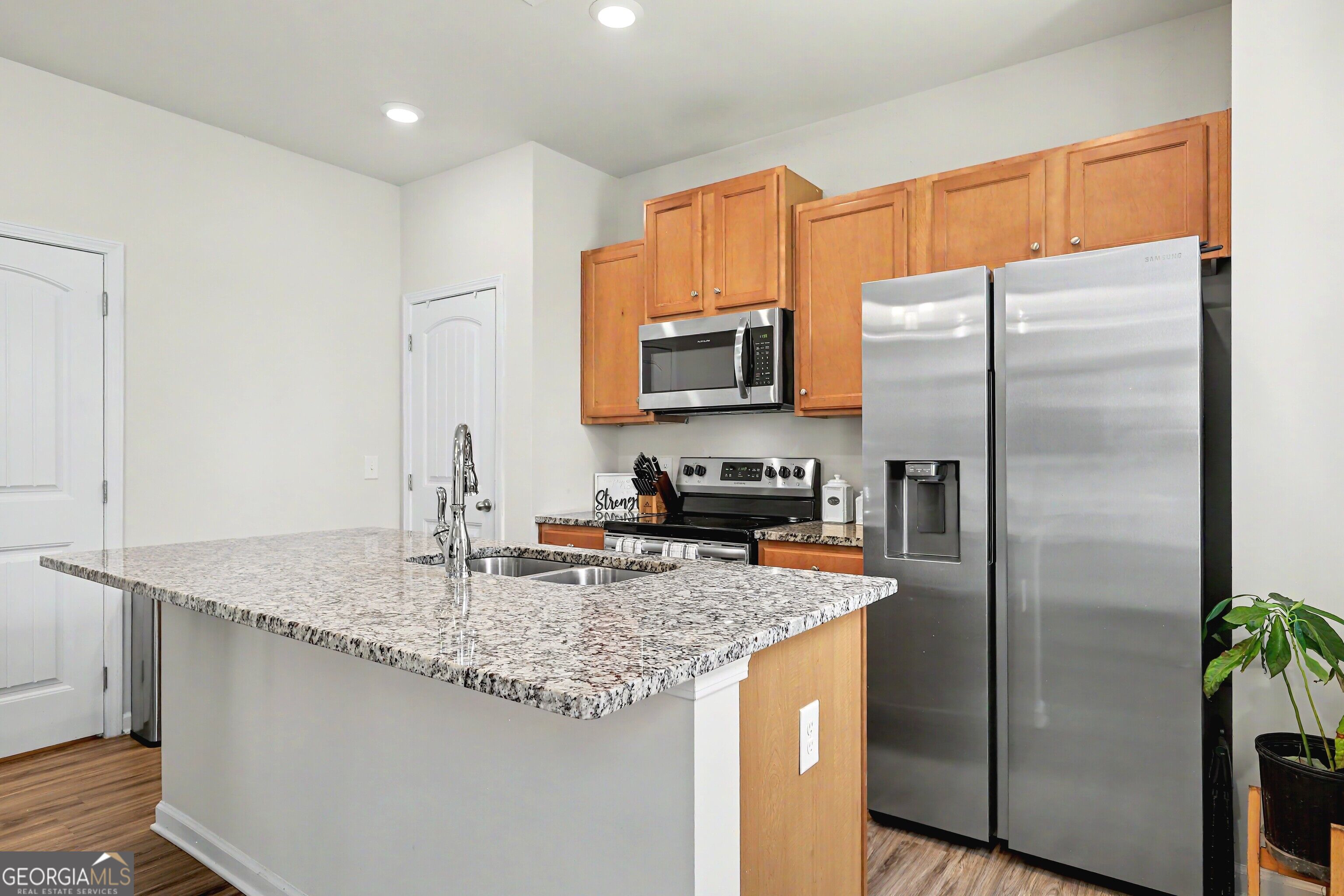 4780 Ridge Valley Drive Property Photo 11