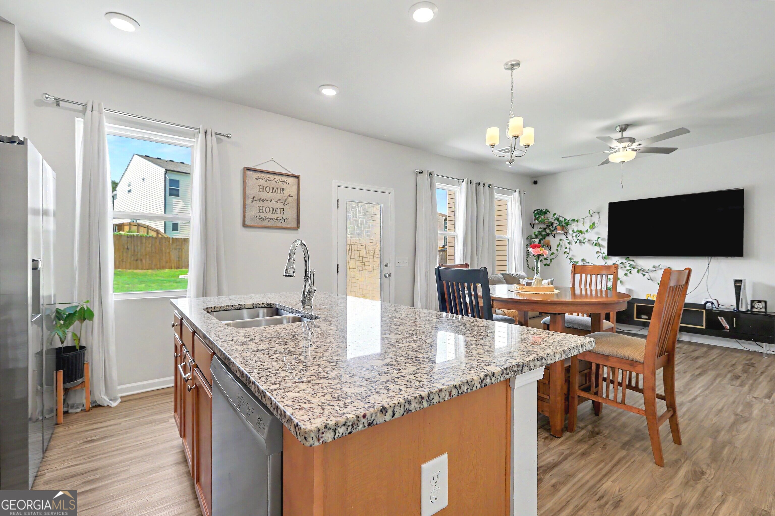 4780 Ridge Valley Drive Property Photo 13