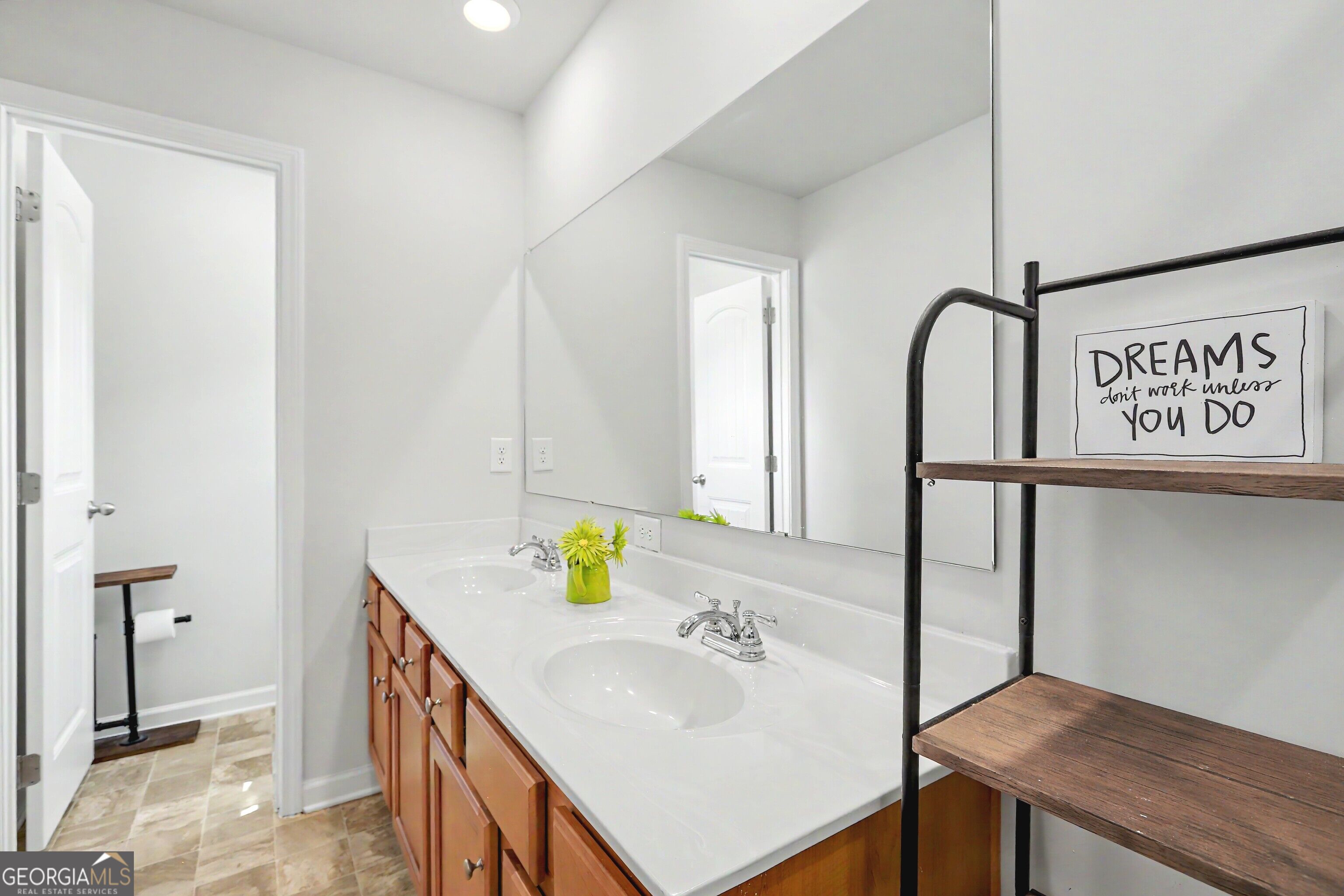 4780 Ridge Valley Drive Property Photo 20