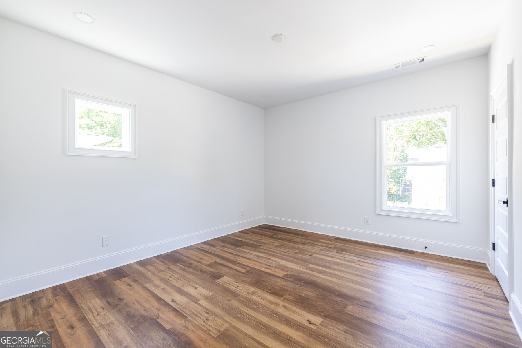 169 Chester Ave Se Property Photo 23
