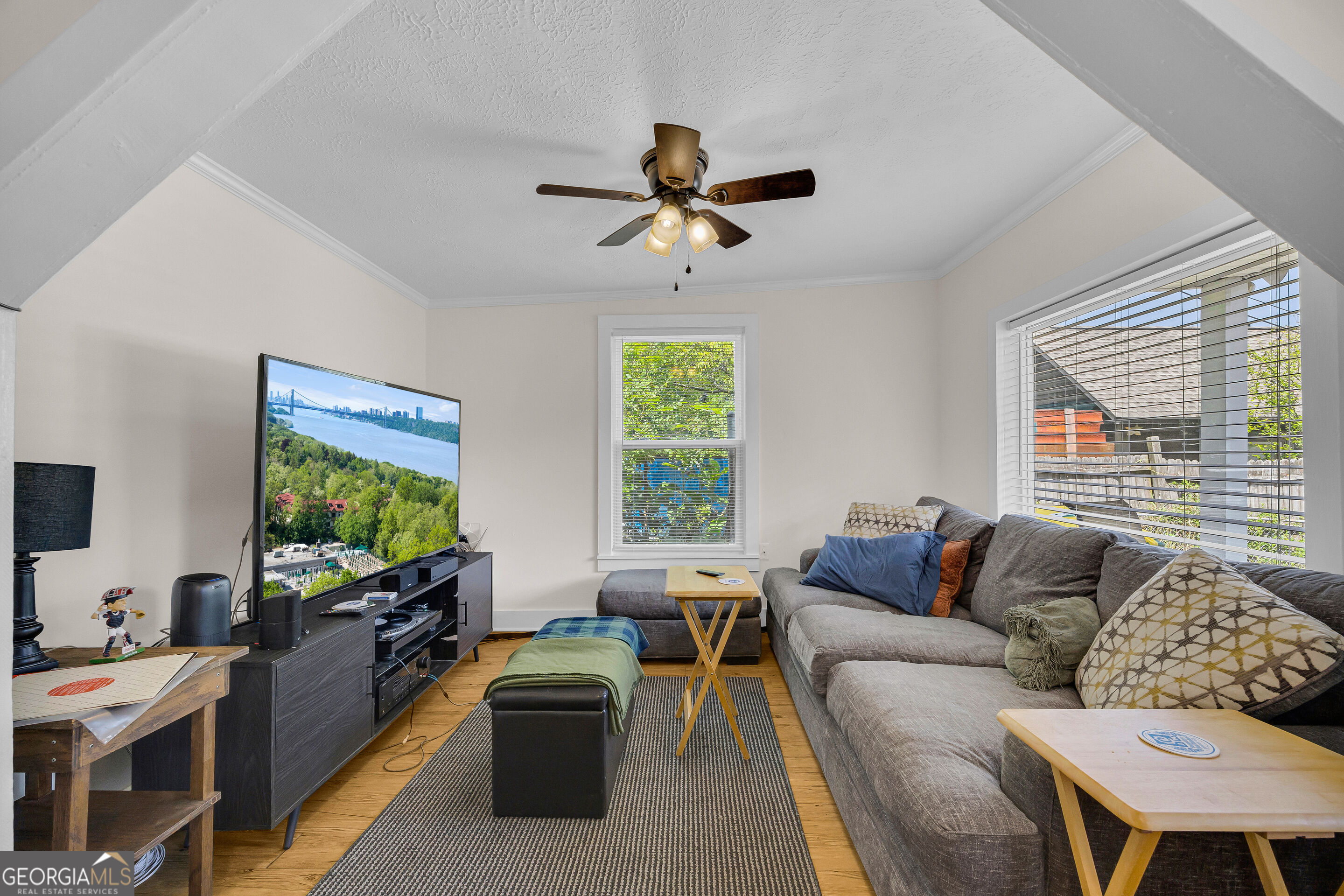 1280 E Broad Street Property Photo 7