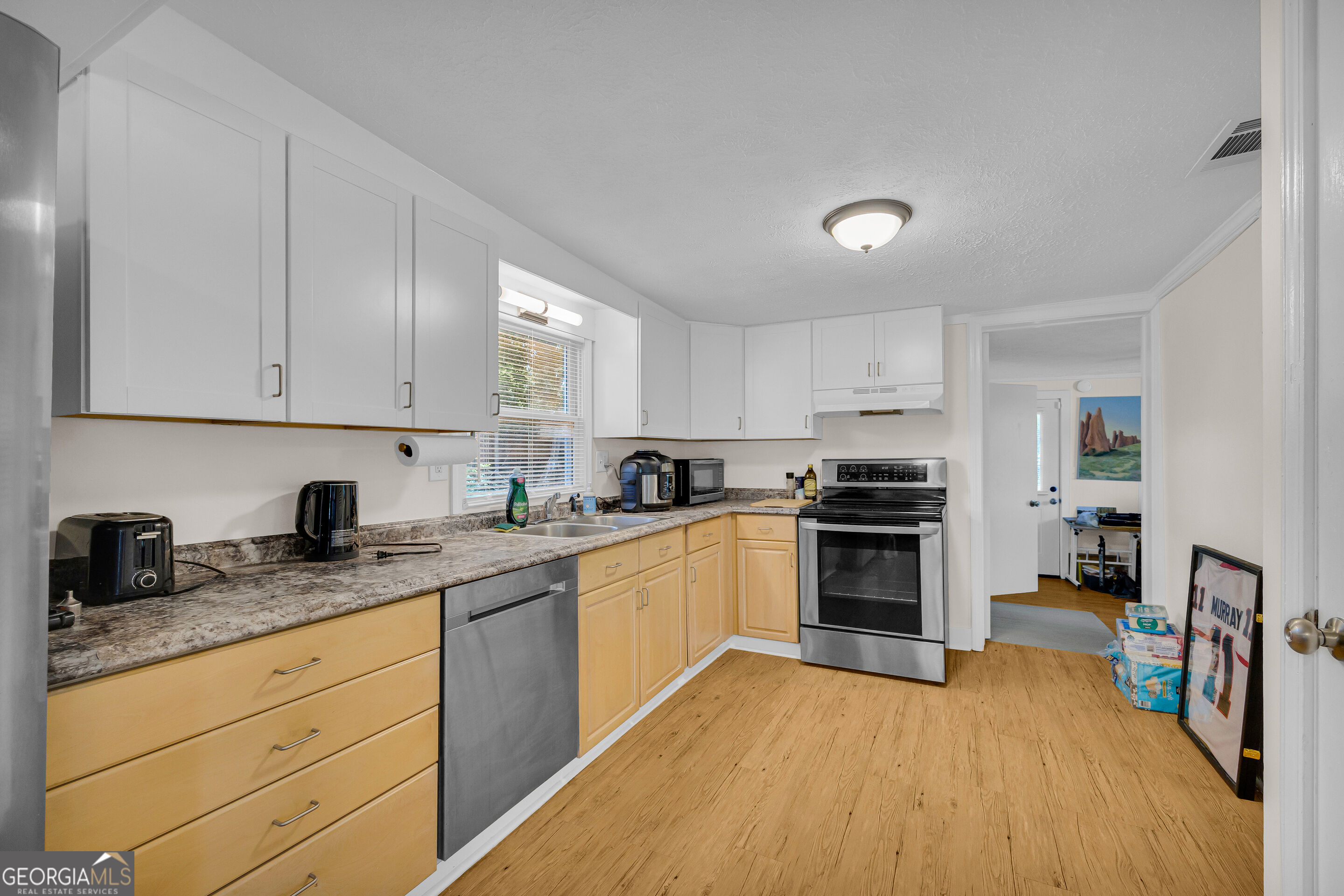 1280 E Broad Street Property Photo 12