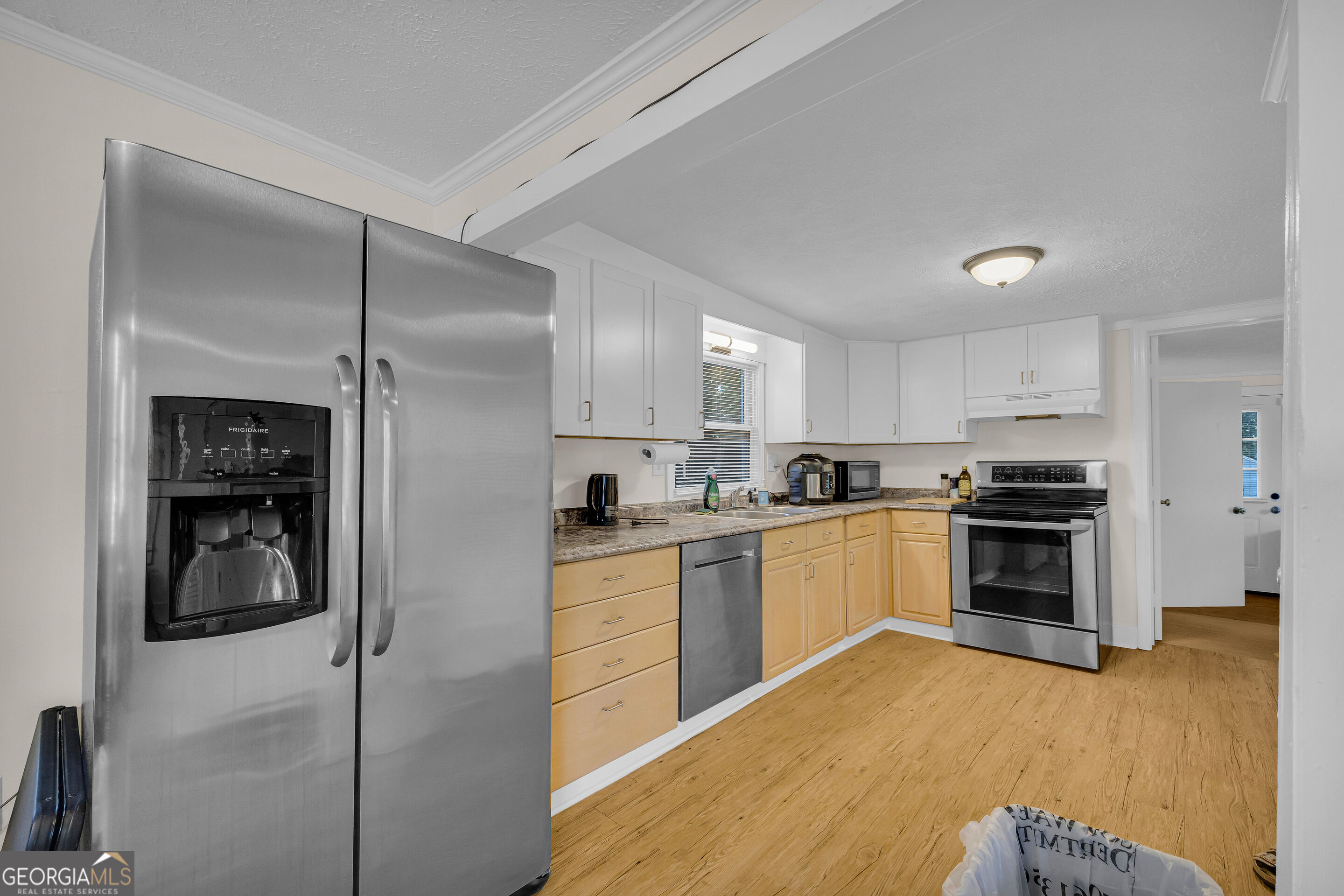 1280 E Broad Street Property Photo 13
