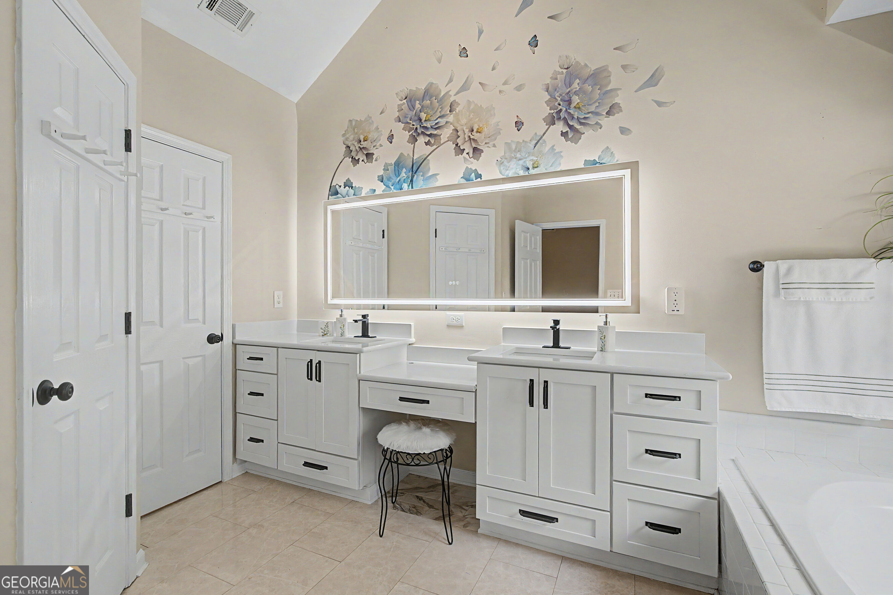 15 Harmony Walk Place Se Property Photo 16