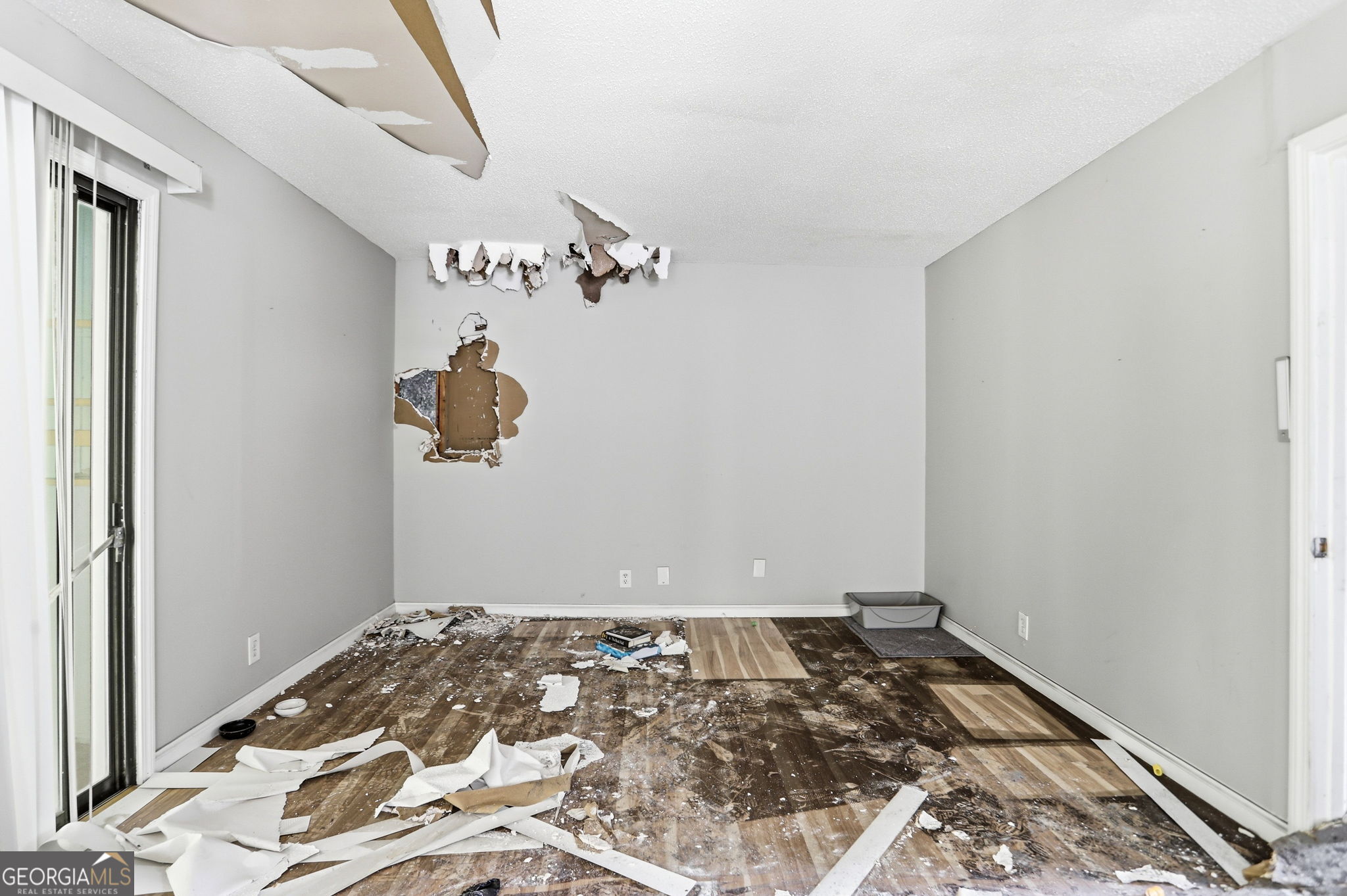 2668 Royal Oak Court Property Photo 8