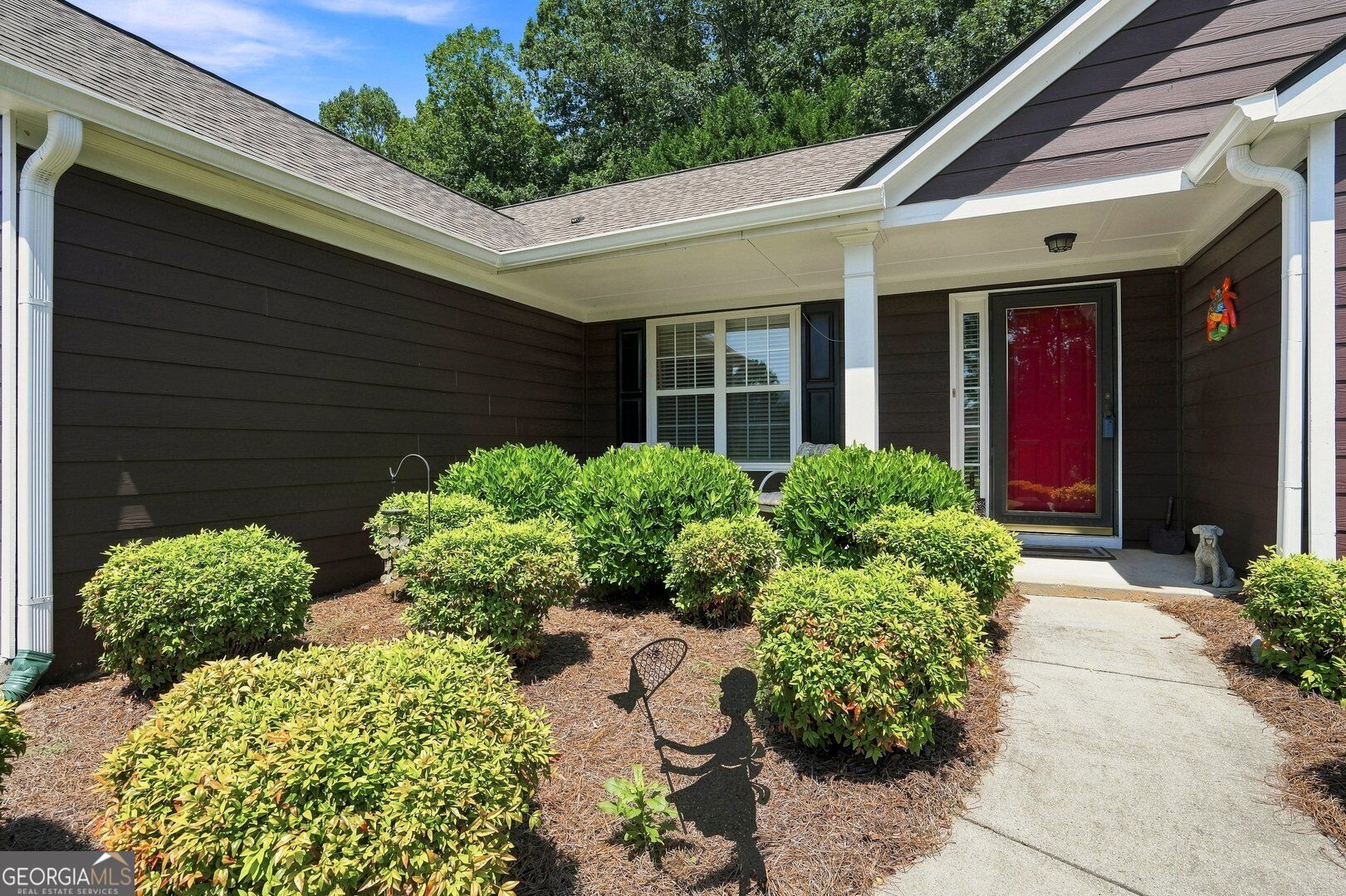 332 Spring Hill Drive Property Photo 3
