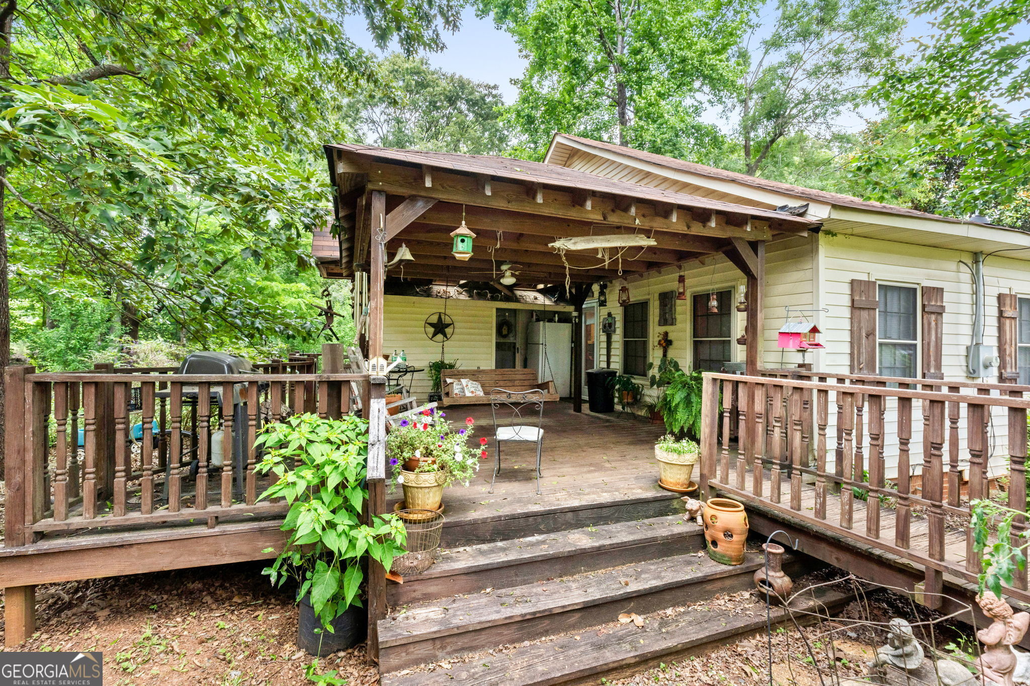 2037 Jeff Davis Road Property Photo 8