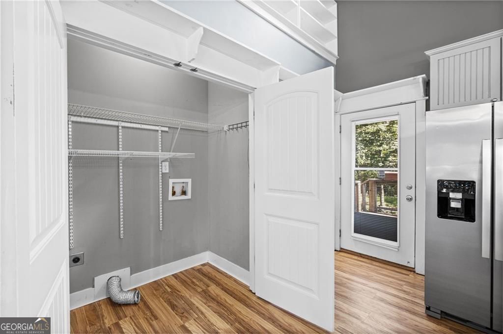 216 Byers Street Property Photo 14