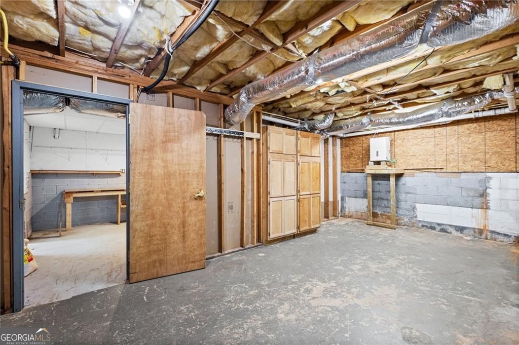 216 Byers Street Property Photo 24