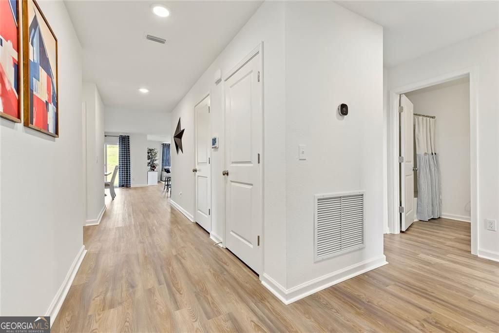 101 Rainbow Lane Property Photo 3