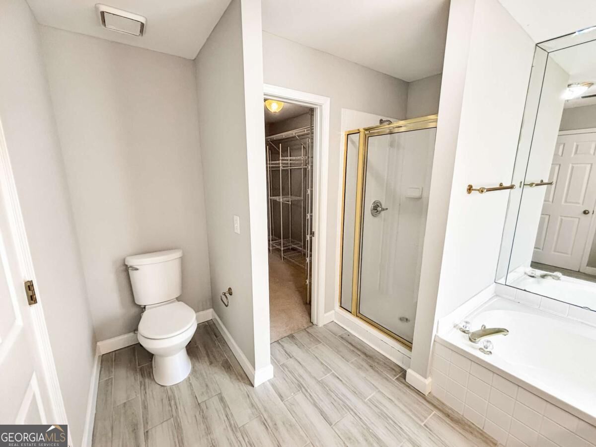 2092 Drogheda Lane Property Photo 15