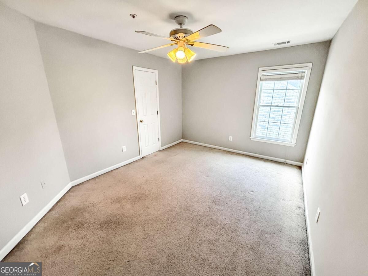 2092 Drogheda Lane Property Photo 18