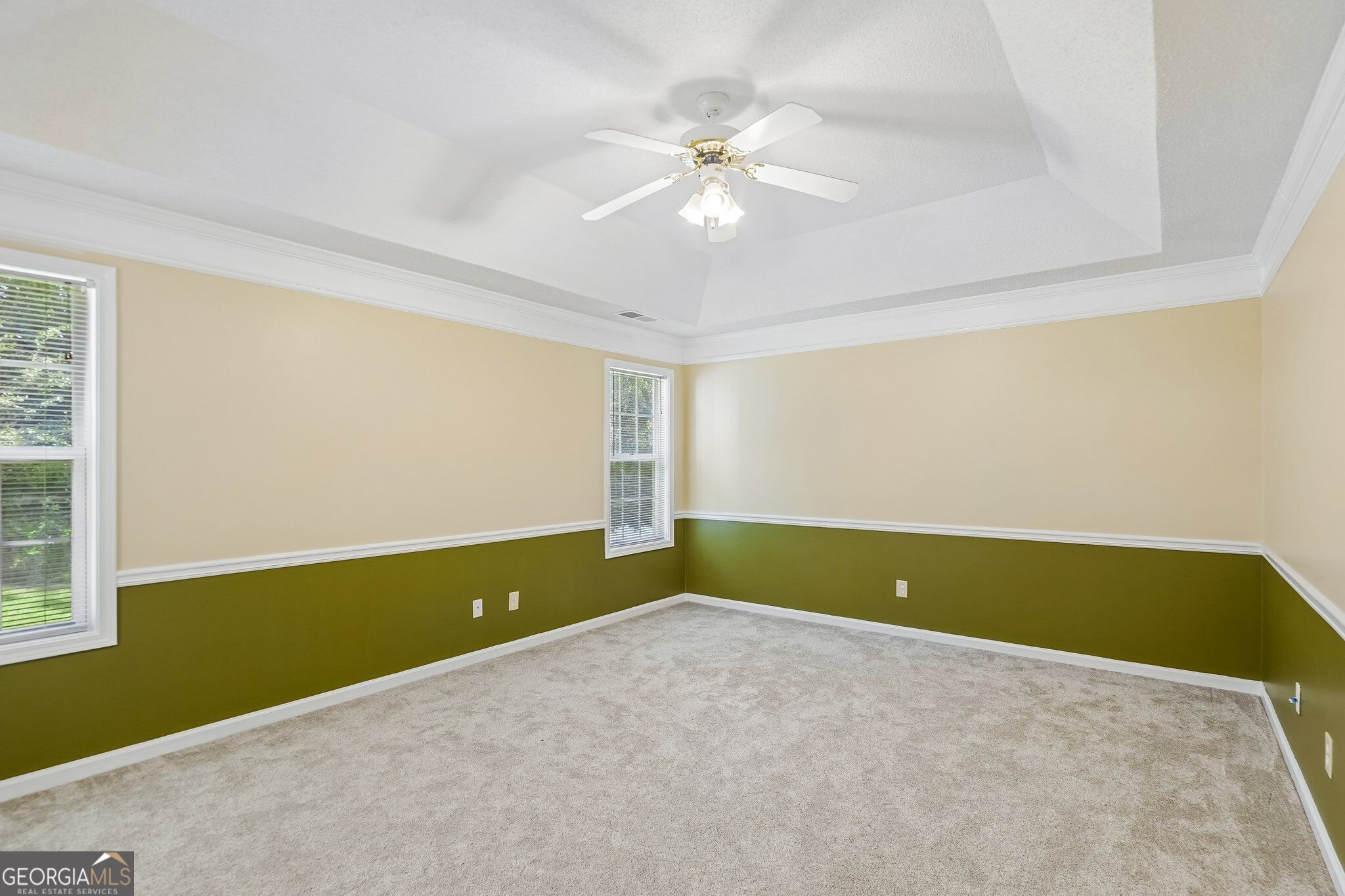 382 Silverthorn Drive Property Photo 27