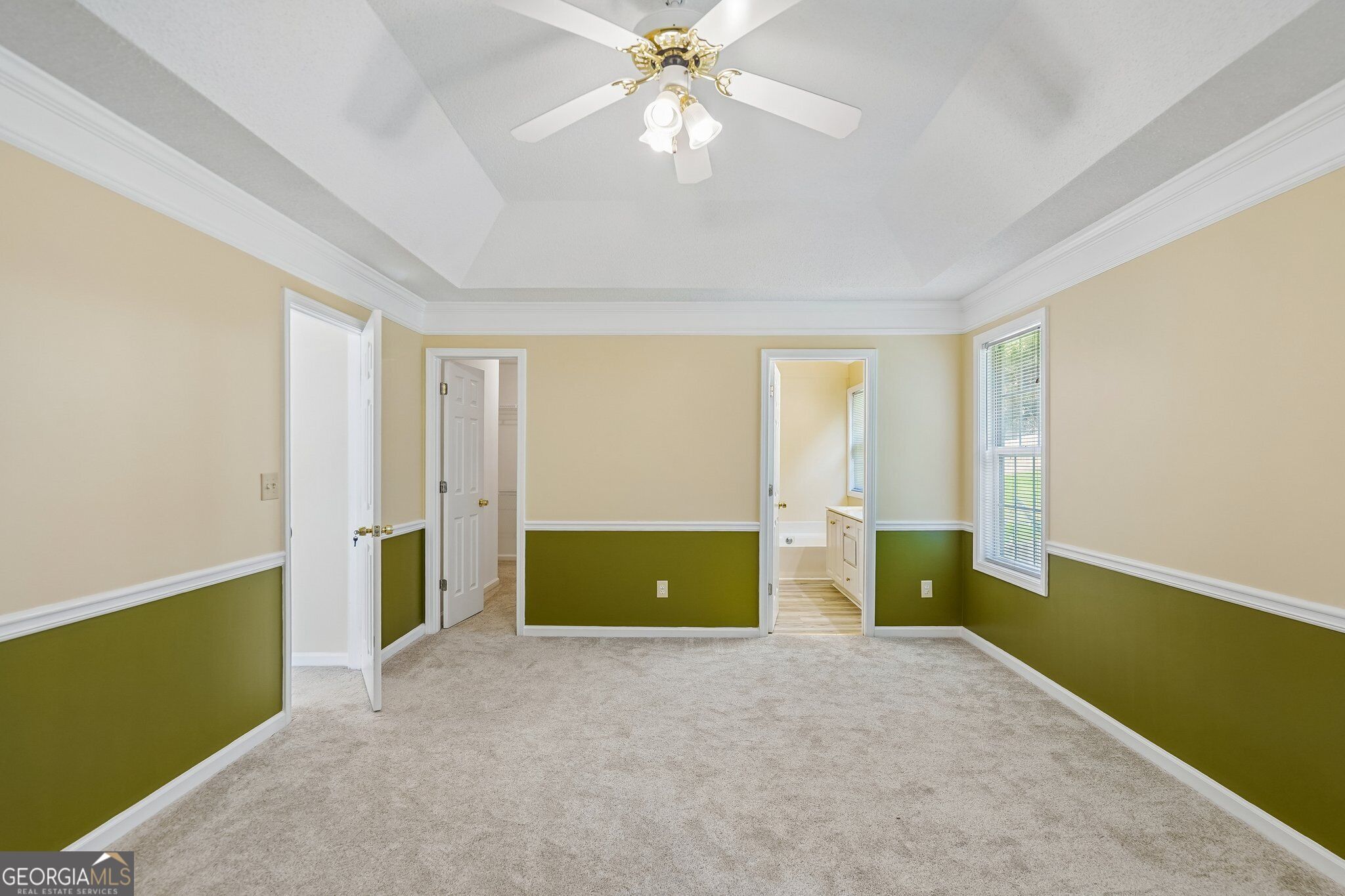 382 Silverthorn Drive Property Photo 28