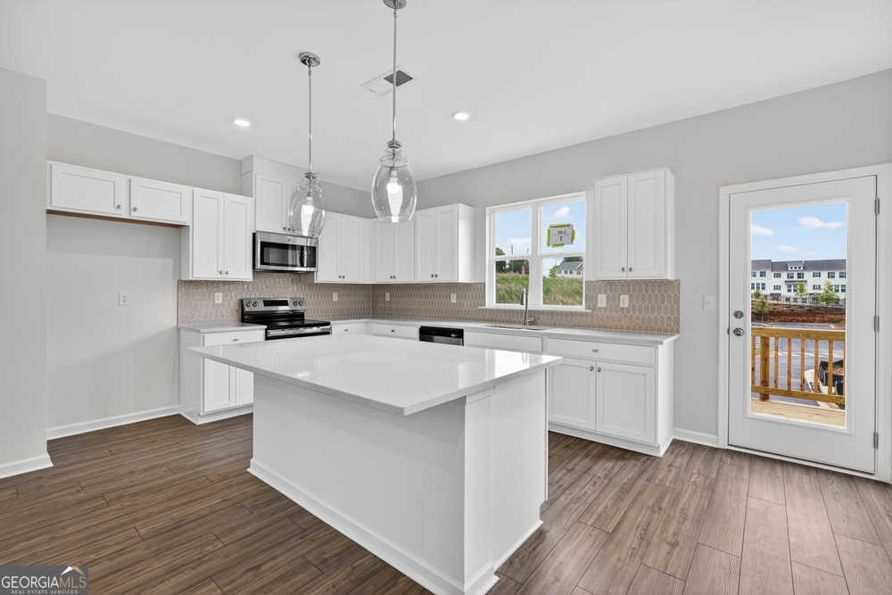 106 Epperly Way Property Photo 10