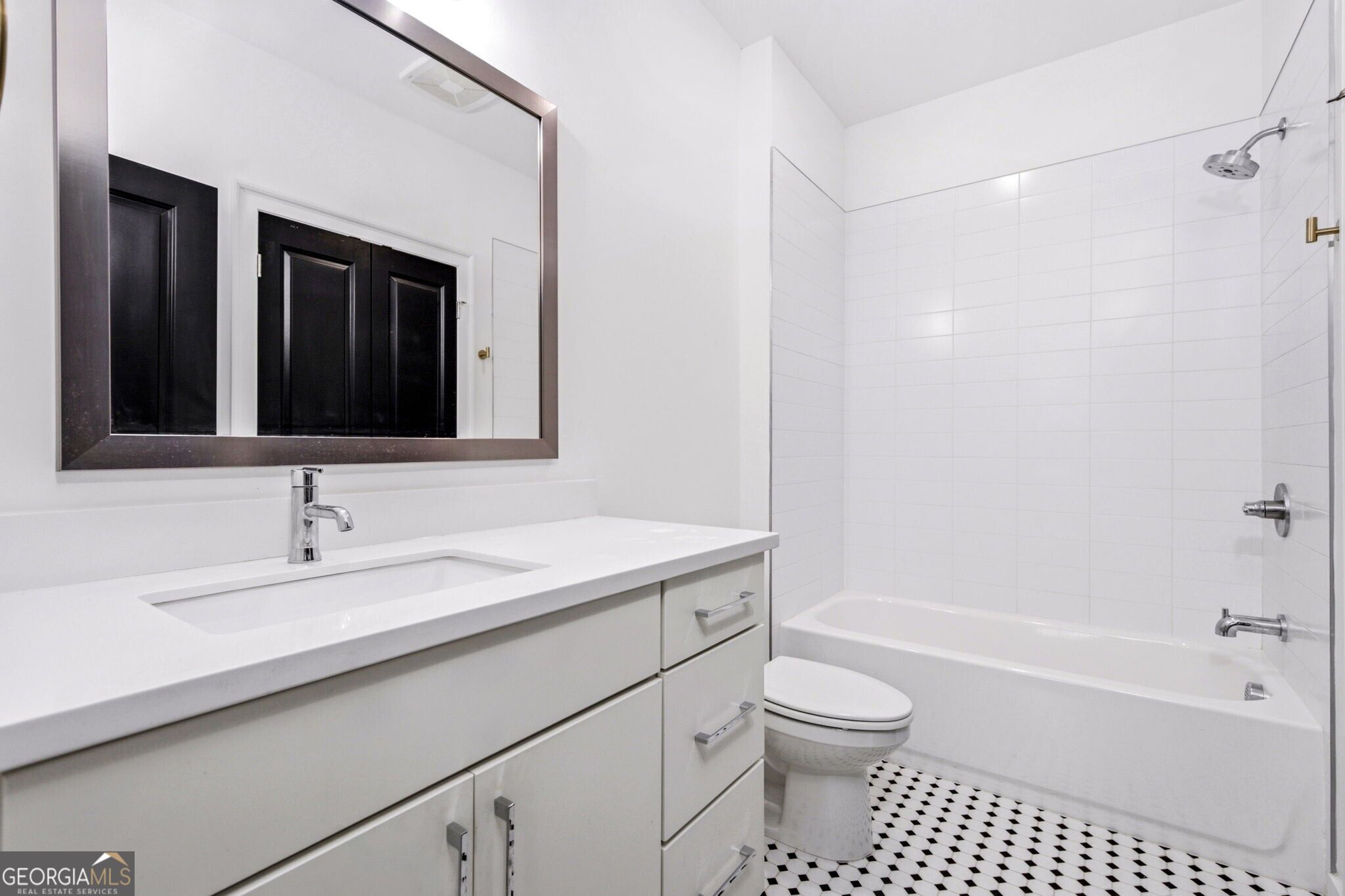 395 Pratt Drive # 804 Property Photo 18