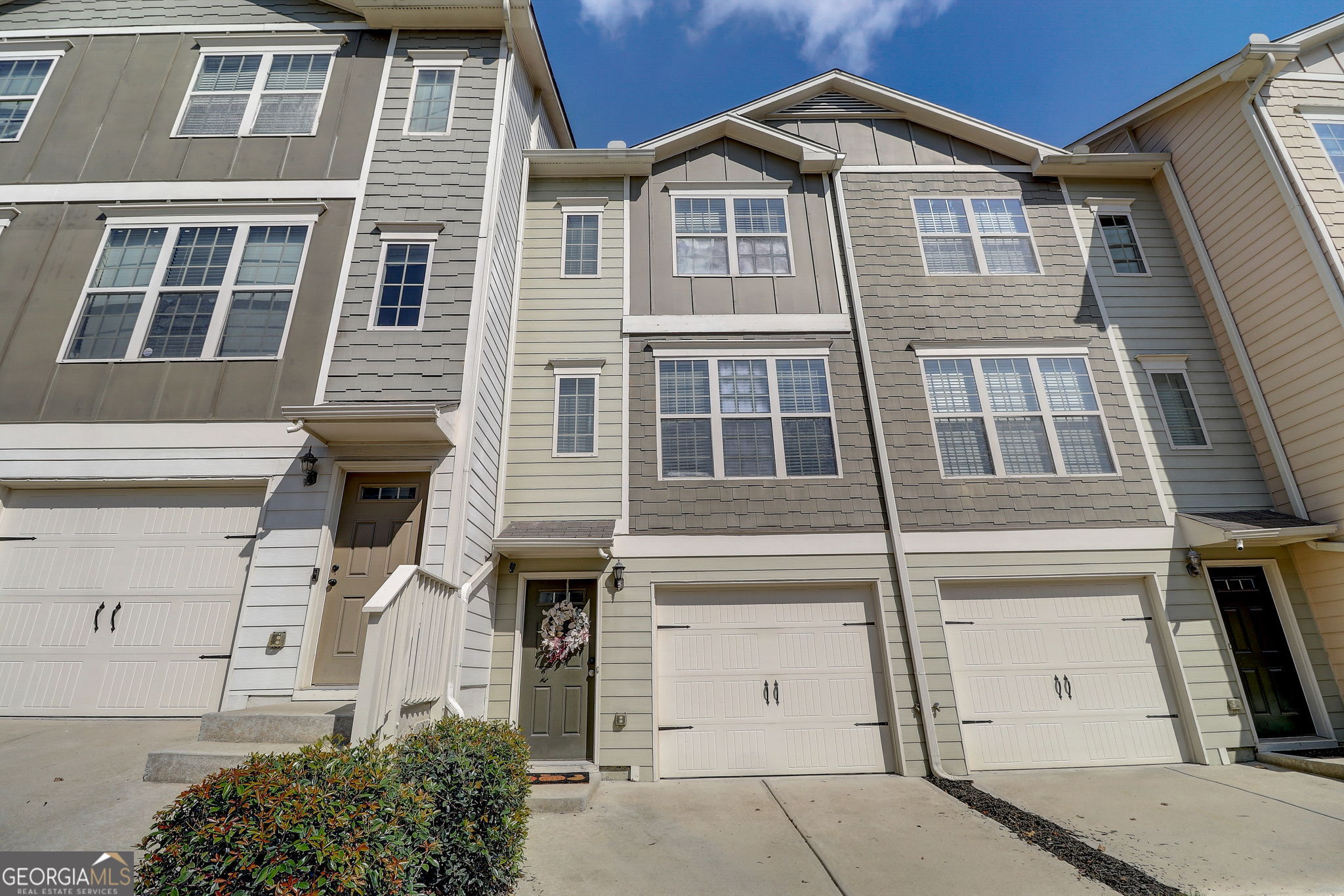 3030 Liberty Way Nw Property Photo 1