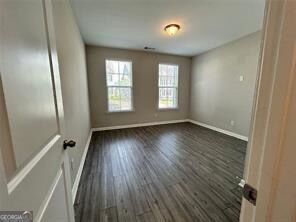 4427 Waxwing Street Property Photo 8
