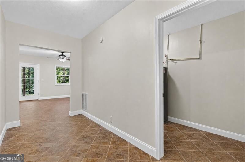 825 Rue Fluer De Lis Property Photo 38
