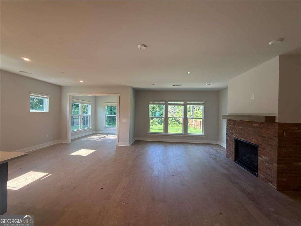 4835 Rosarian Drive Property Photo 6