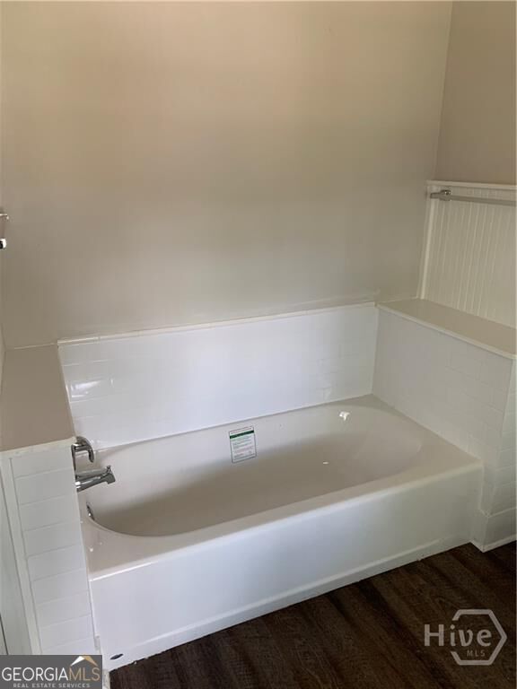 523 W 44th Street Property Photo 26