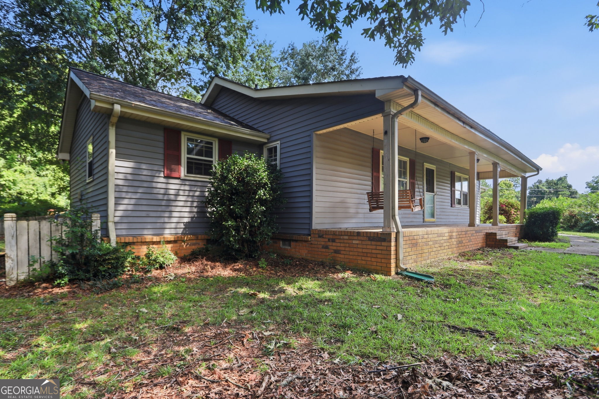2029 Abington Lane Property Photo 2