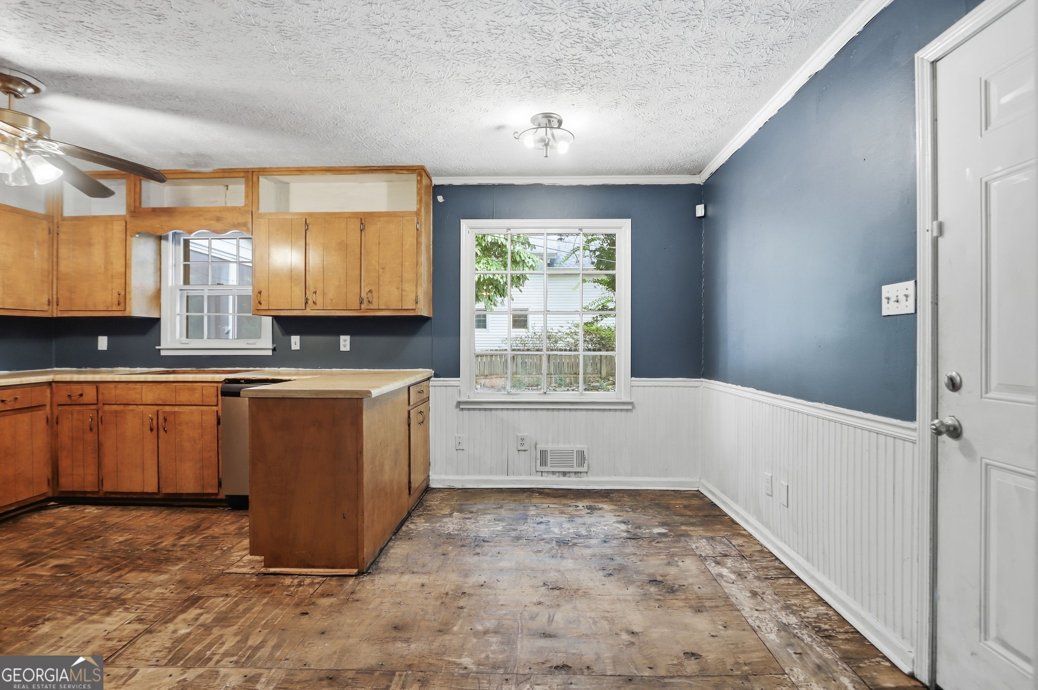 2029 Abington Lane Property Photo 13