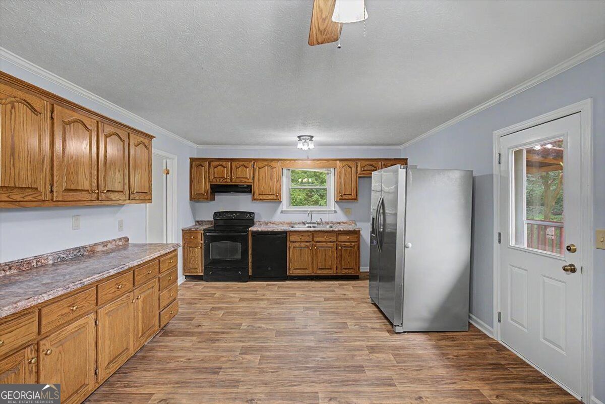 2913 Vogue Drive Property Photo 8
