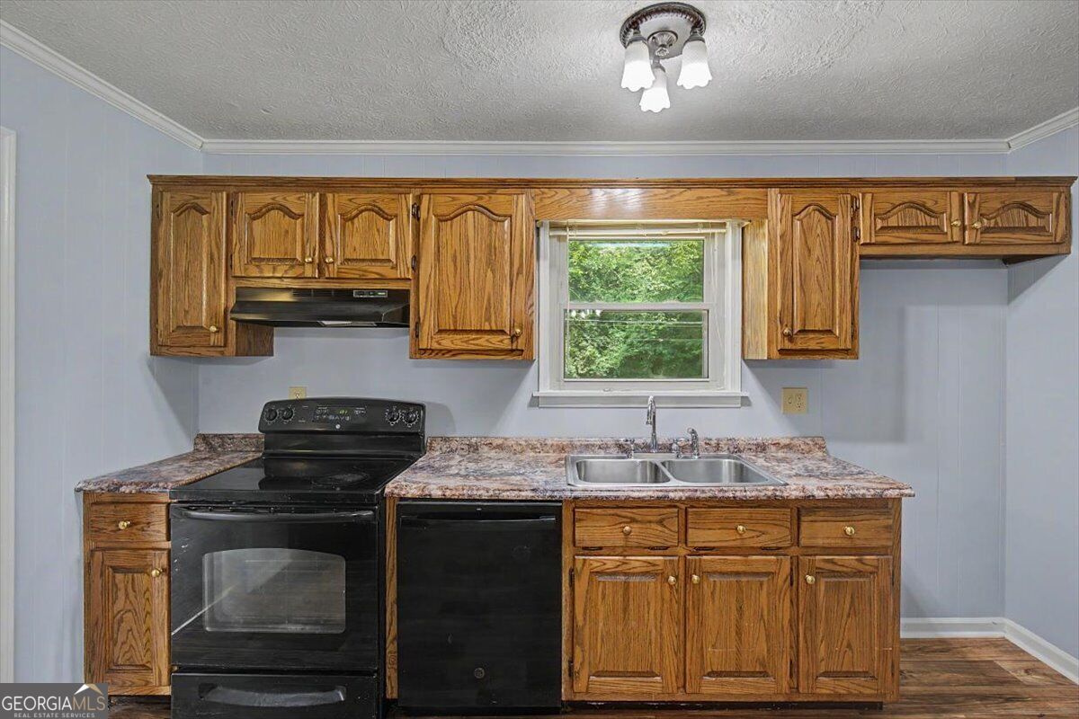 2913 Vogue Drive Property Photo 10
