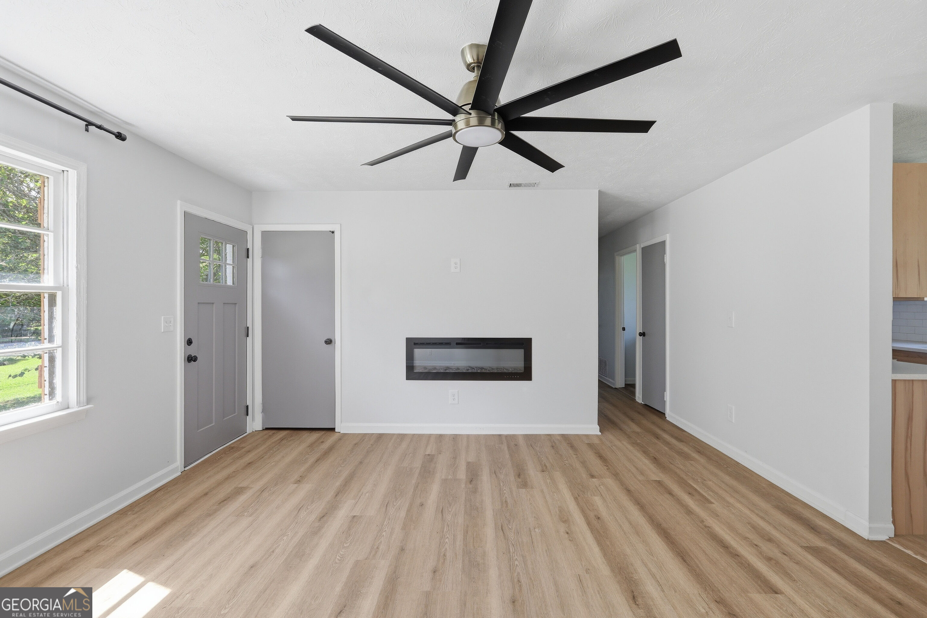 5734 Hill Road Property Photo 3