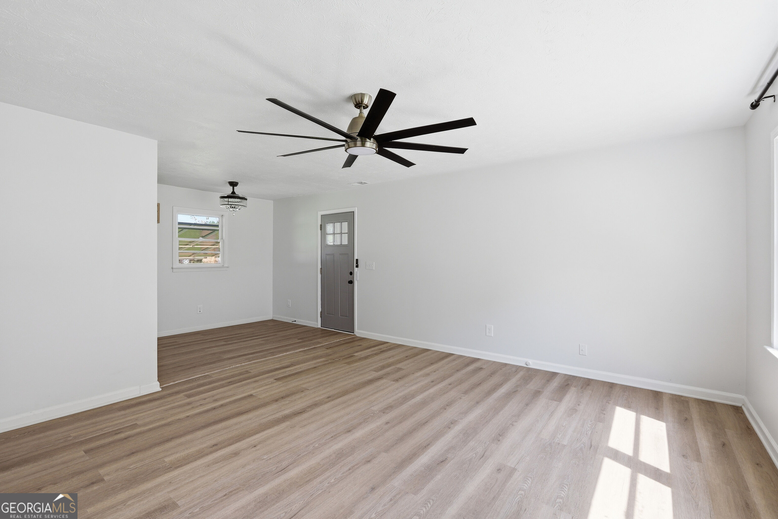 5734 Hill Road Property Photo 7