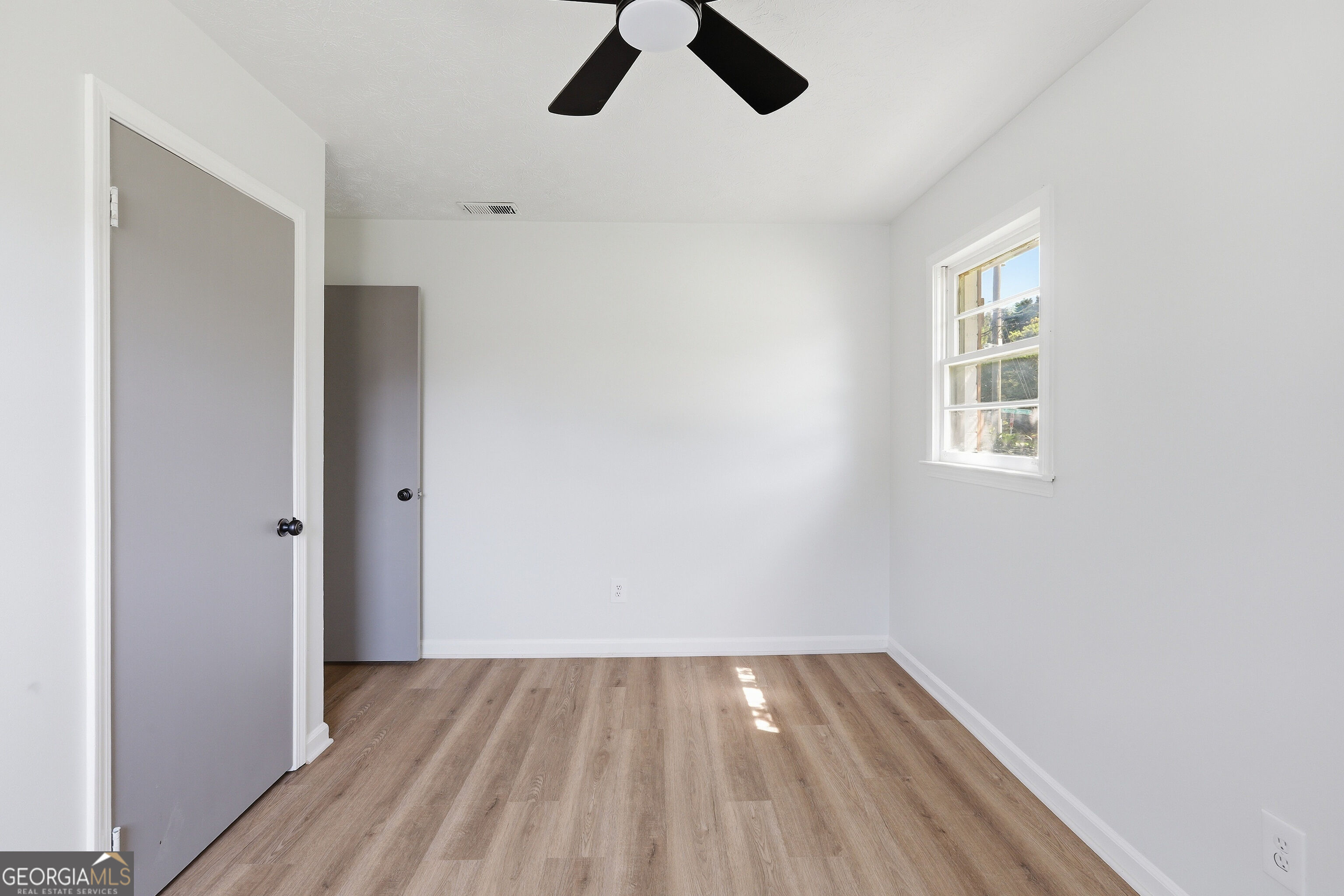 5734 Hill Road Property Photo 15