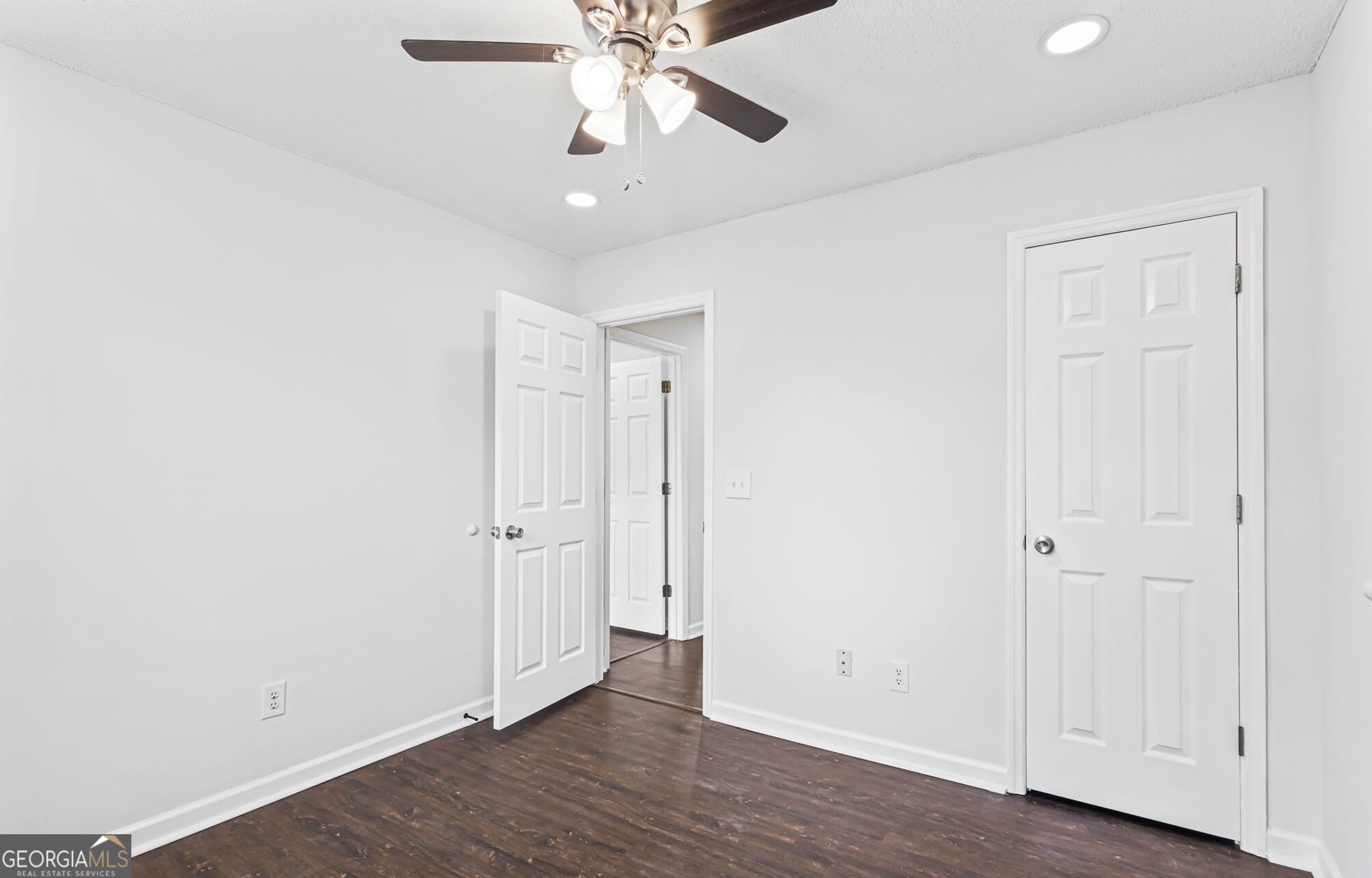138 Kensington Circle Property Photo 11