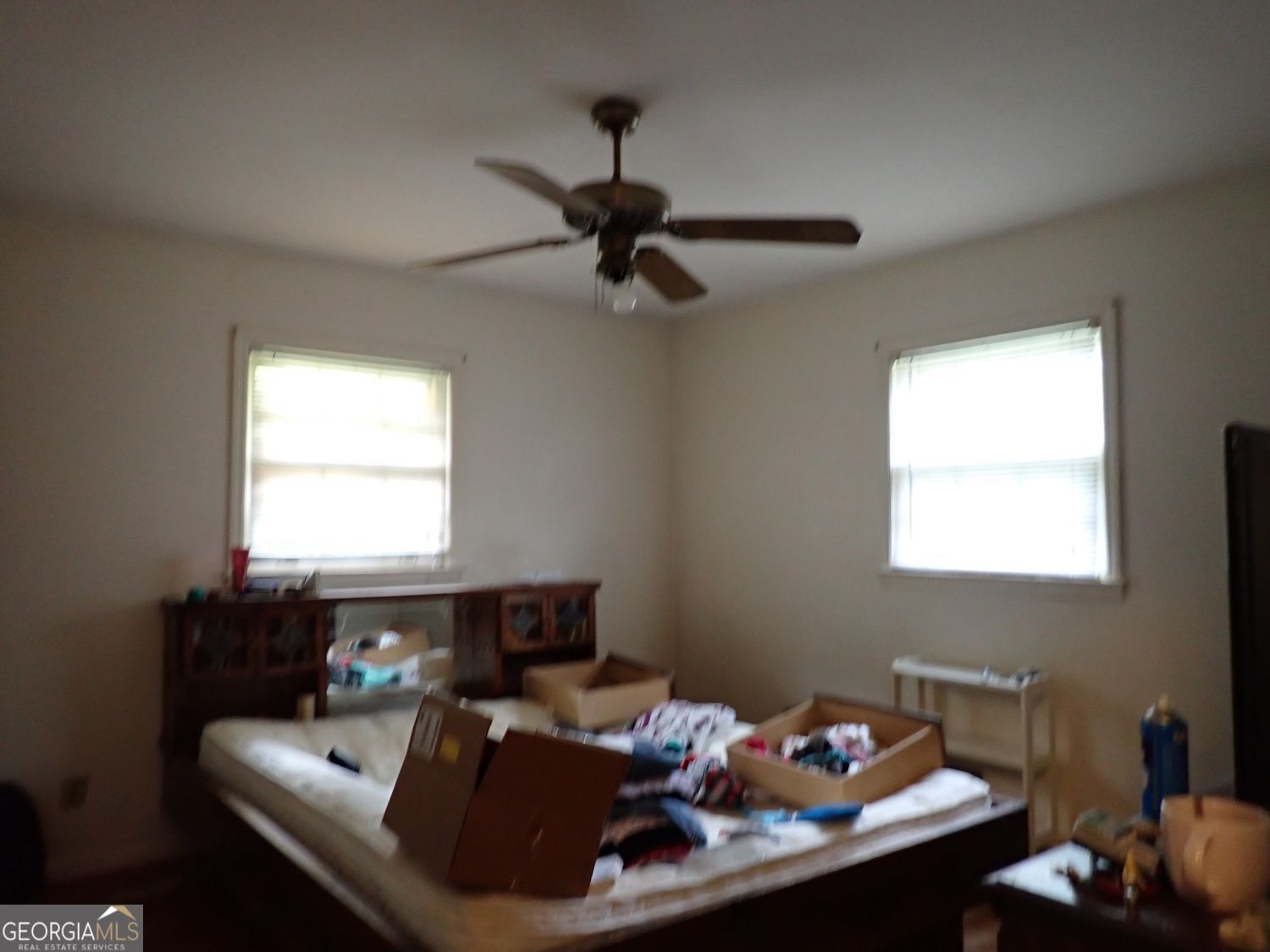8295 Valley Stream Drive Property Photo 5