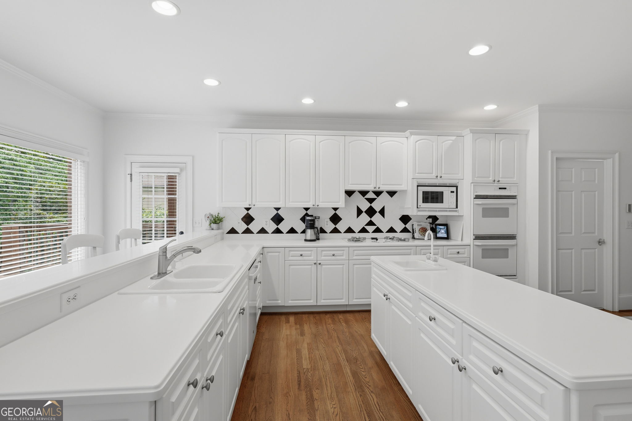 12125 Helleri Hollow Property Photo 12